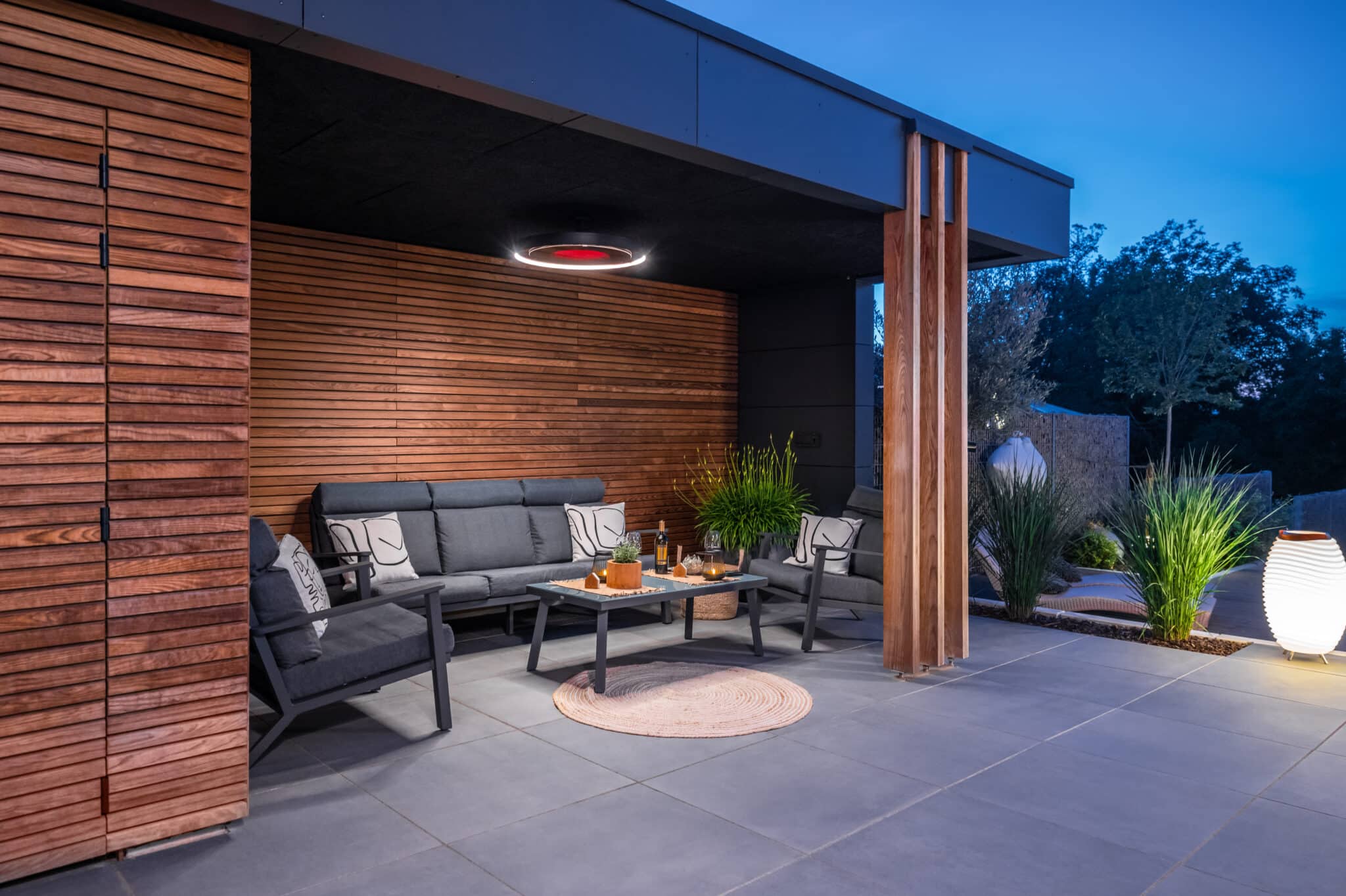 Eclipse Smart-Heat™ Electric Pendent Bromic